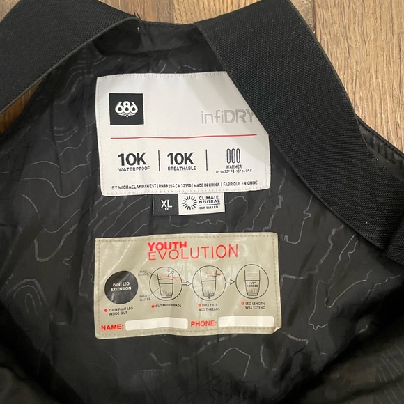 686 Waterproof snowboard ski bibs boy 16 tall - Picture 6 of 12